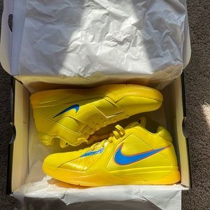 Nike zoom KD 3’Christmas 2023